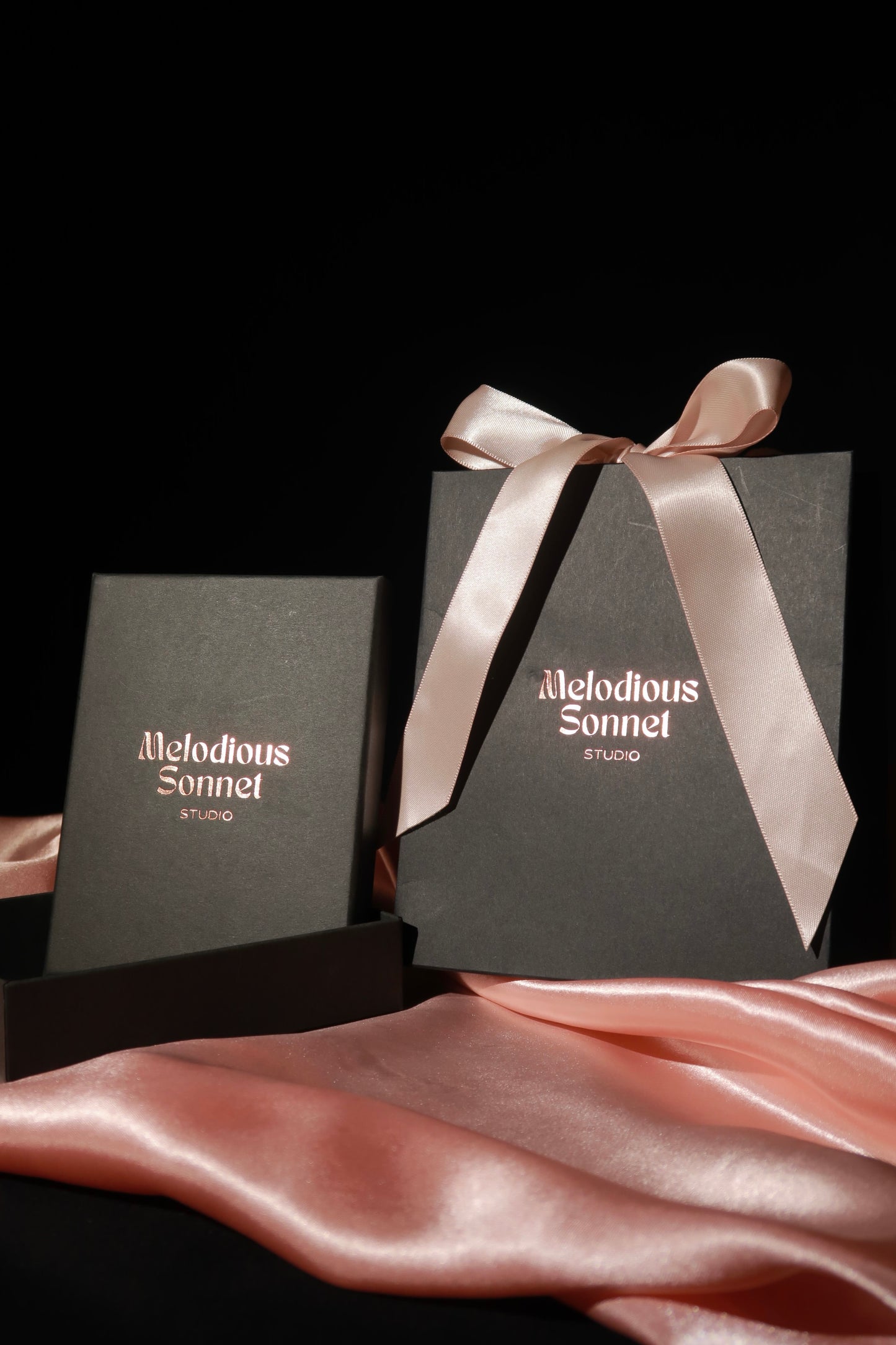 Gift Wrap Set - Includes 1 Bag & 1 Box