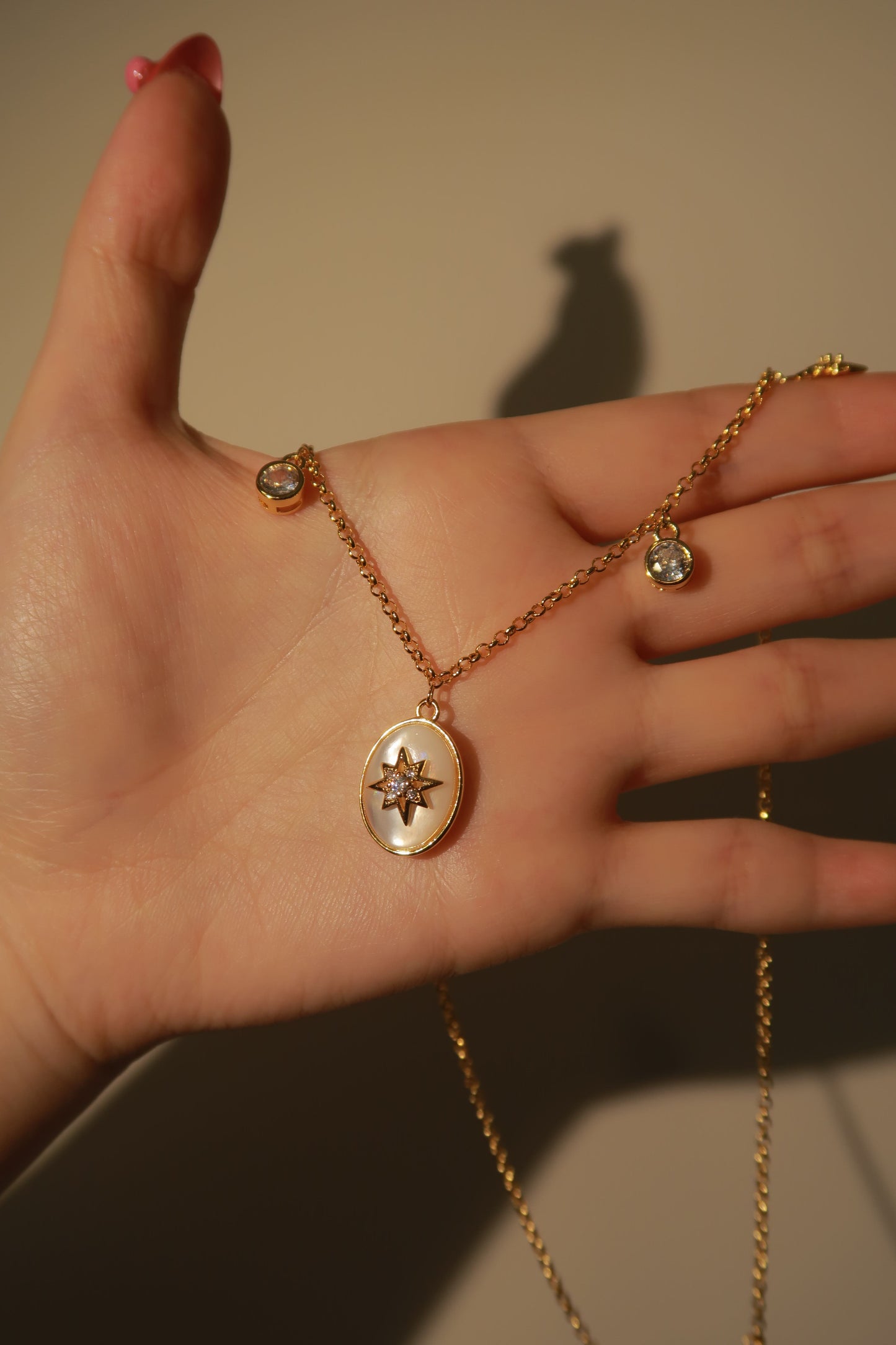 18K Real Gold Plated Pearl Glow Necklace