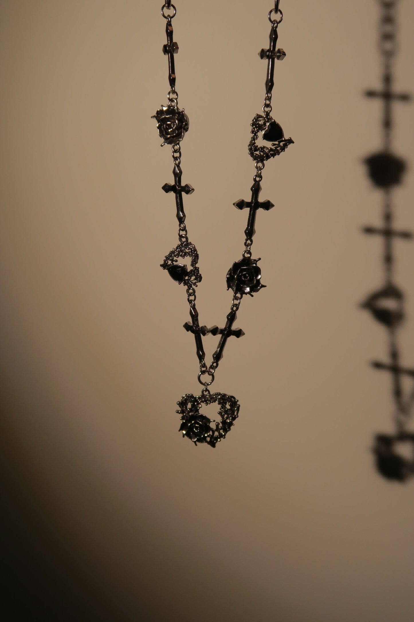 하트 오브 블랙 로즈 네크리스