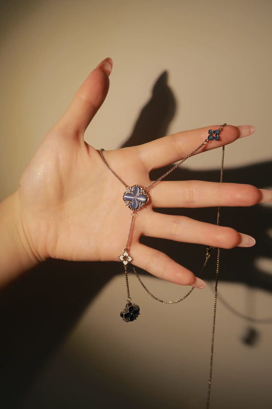 Blue Moon Light Clover Necklace