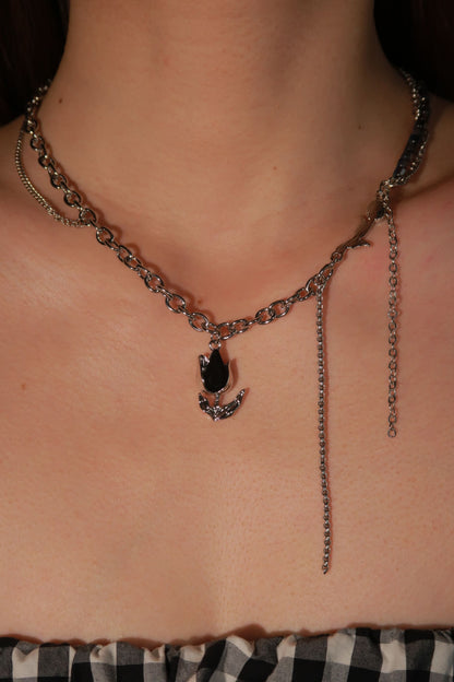 Black Gemstone Droplet Flower Necklace