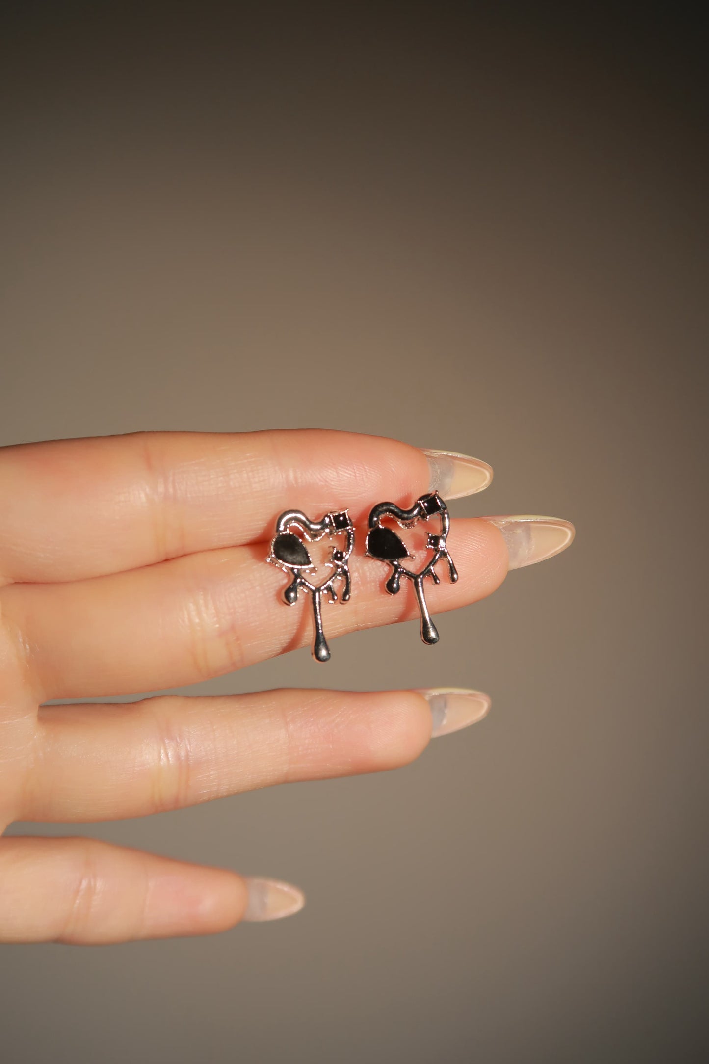 Thornbound Heart Earrings