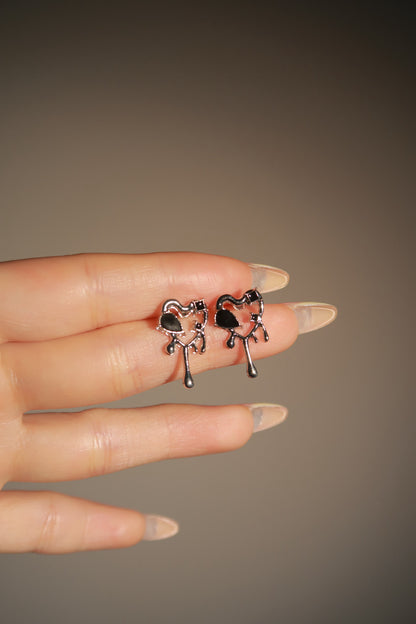 Thornbound Heart Earrings